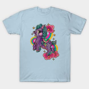 Vintage cute pony rainbow designs T-Shirt